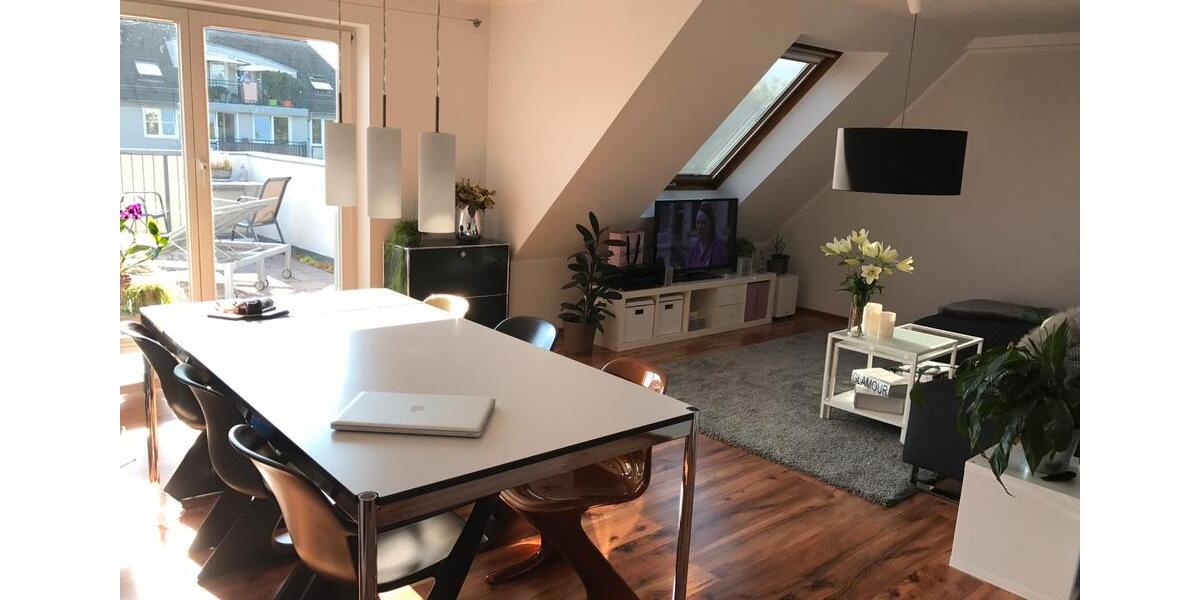 Dachgeschoßwohnung Chemnitz Kapellenberg - 3 Zimmer, 90 m&sup2;, 990&euro; | Angebot:25636482