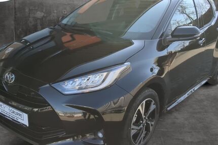 Toyota Yaris 5.031 km 23.990 &euro; Chemnitz 09119