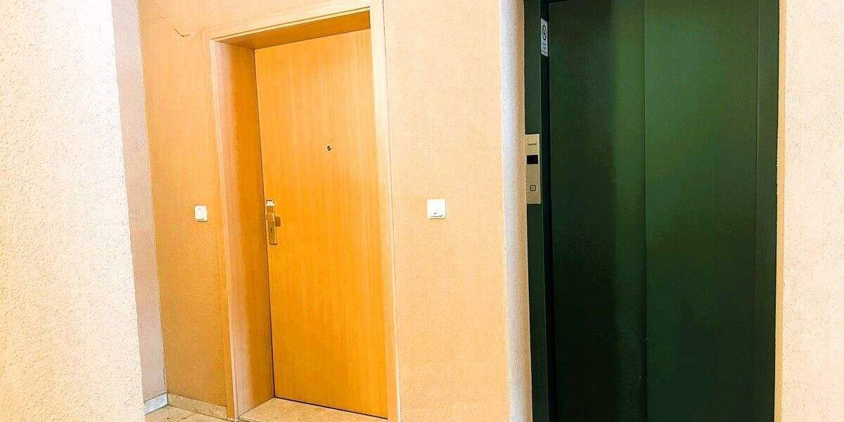 2-Raum-Eigentumswohnung mit Balkon, Aufzug & Stellplatz im Chemnitzer Zentrum - Uni-nah & vermietet 2 zimmer