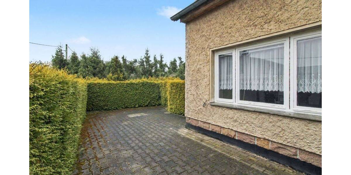 Einfamilienhaus Chemnitz Grüna - 5 Zimmer, 140 m&sup2;, 200.000&euro; | Angebot:26043972