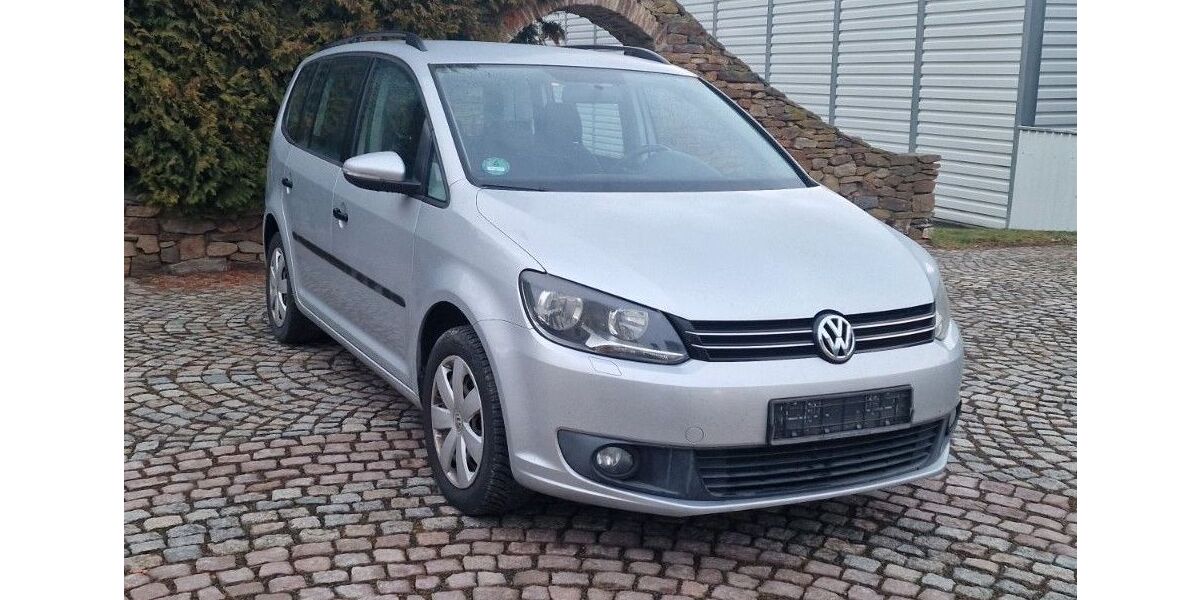 VW Touran 171.419 km 7.900 &euro; Siebenlehn Großschirma 09603