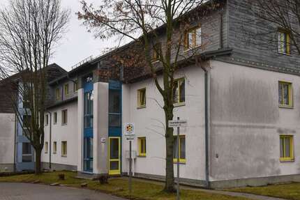 Wohnung zum Kaufen in Hartenstein 75.000 € 69.37 m² 3 zimmer