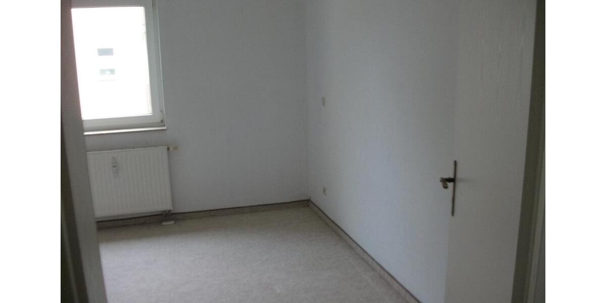 Erdgeschoßwohnung Stollberg (Erzgebirge) - 2 Zimmer, 60 m&sup2;, 100.000&euro; | Angebot:26253646