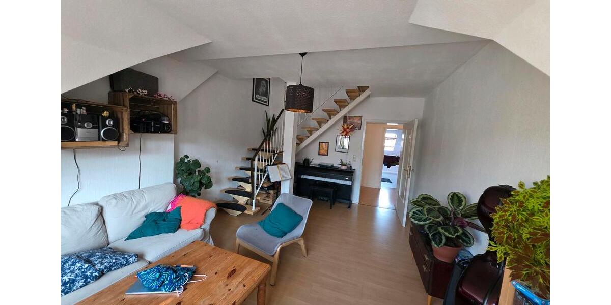 Dachgeschoßwohnung Chemnitz Altendorf - 3 Zimmer, 80 m&sup2;, 440&euro; | Angebot:25853174