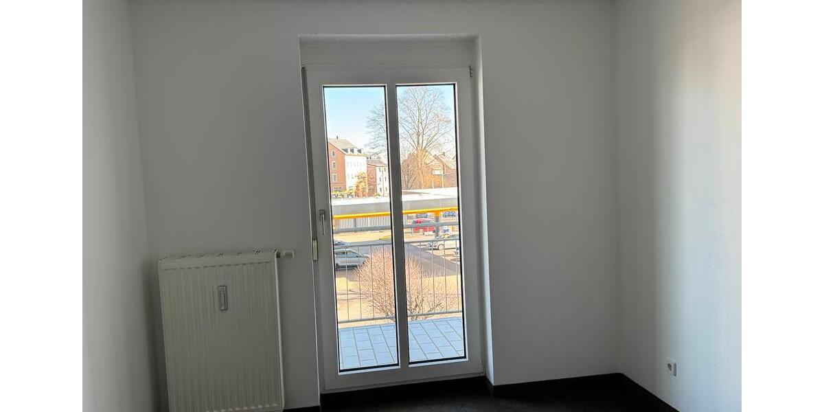 Etagenwohnung Limbach-Oberfrohna Oberfrohna - 3 Zimmer, 80 m&sup2;, 94.000&euro; | Angebot:26402719