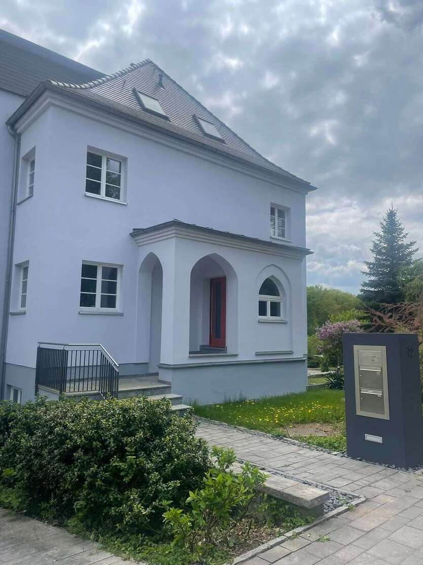 Wohnung zum Kaufen in Chemnitz 565.000 € 182.35 m² 4.5 zimmer