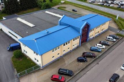 Moderne Gewerbehalle mit Produktionsflächen, Lagerflächen, Büros (nahe Chemnitz, Annaberg-Buchholz) zimmer