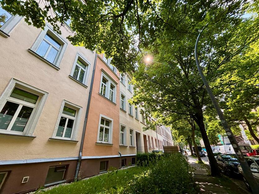 Neu saniert * Maisonette 5-Zimmerwohnung * Nähe Zeisigwald