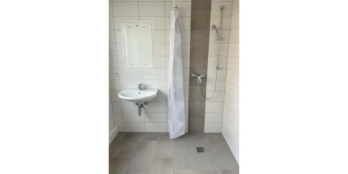 Schöne 2- Raum Wohnung mit Balkon 2 zimmer