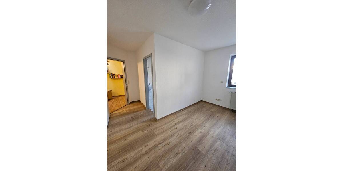 Renoviertes Zimmer in Senioren- Wohngruppe in Hartha zu vermieten! zimmer