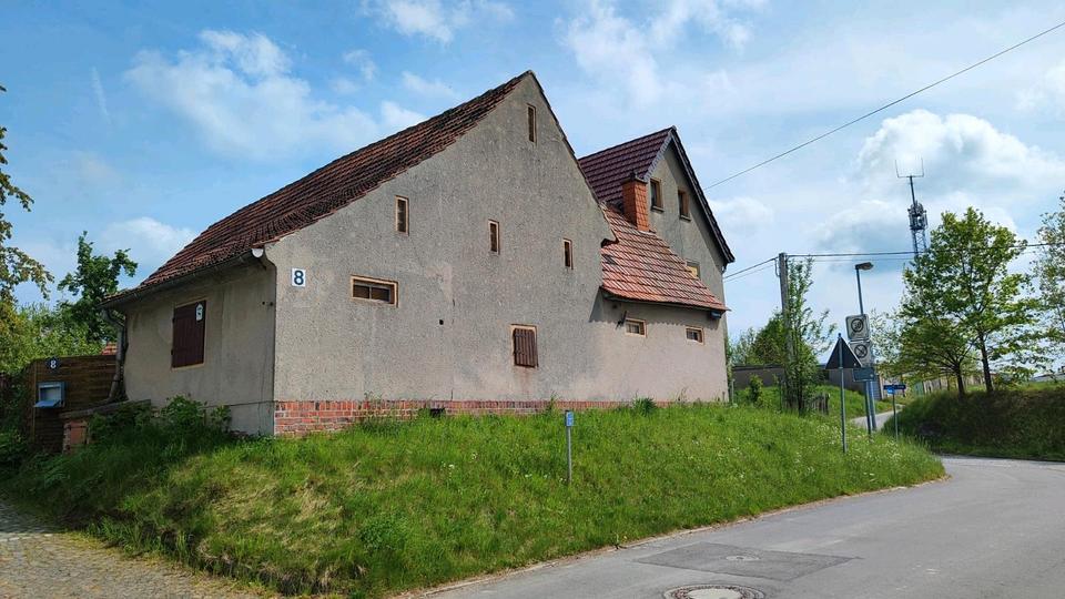 Mehrfamilienhaus, Wohnhaus Langenleuba-Niederhain Niederhain - 7 Zimmer, 160 m&sup2;, 115.000&euro; | Angebot:27071069
