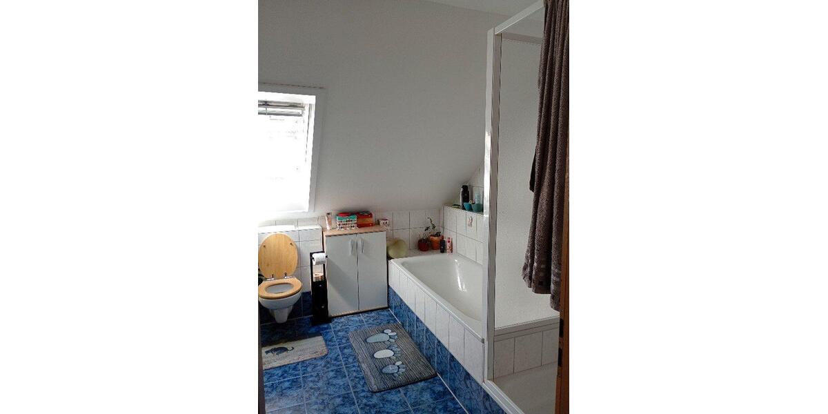 Dachgeschoßwohnung Chemnitz Bernsdorf - 3 Zimmer, 76 m&sup2;, 99.000&euro; | Angebot:27191489
