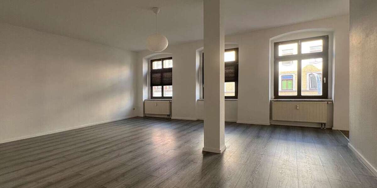 Wohnung zum Mieten in Chemnitz 275 € 57.82 m² 2 zimmer