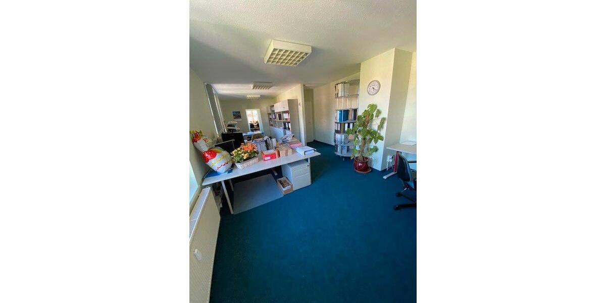 Mehrfamilienhaus, Wohnhaus Hohenstein-Ernstthal Ernstthal - 12 Zimmer, 298 m&sup2;, 270.000&euro; | Angebot:27209292