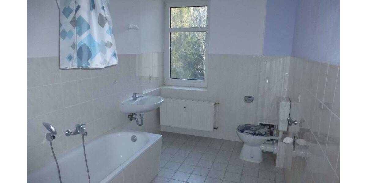 Etagenwohnung Oelsnitz/Erzgeb.-Oelsnitz Oelsnitz - 6 Zimmer, 125 m&sup2;, 620&euro; | Angebot:26306285