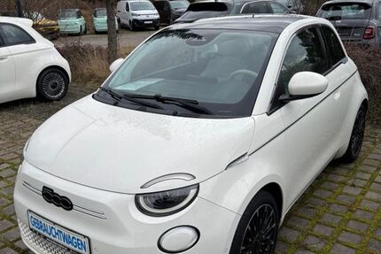 Fiat 500 20.308 km 24.690 &euro; Chemnitz 09130