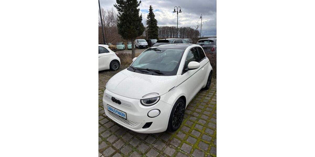 Fiat 500 20.308 km 24.690 &euro; Chemnitz 09130