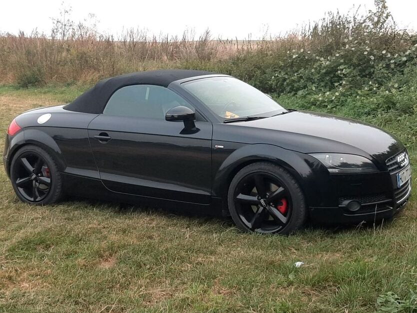 TT