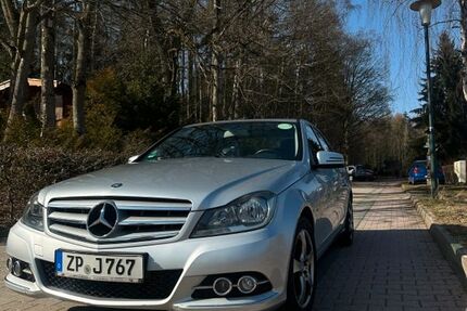 Mercedes-Benz C 180 269.000 km 4.000 € Augustusburg 09573