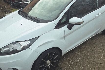 Ford Fiesta 123.319 km 1.990 &euro; Chemnitz 09114