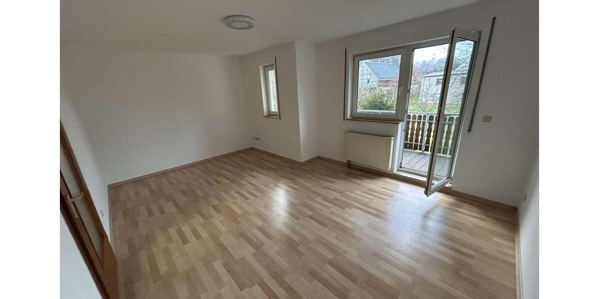 Etagenwohnung Chemnitz Rabenstein - 1 Zimmer, 34 m&sup2;, 230&euro; | Angebot:25635711