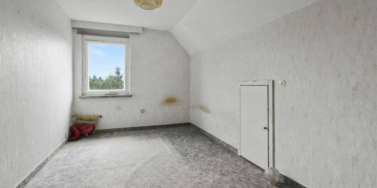 Einfamilienhaus Chemnitz Grüna - 5 Zimmer, 140 m&sup2;, 200.000&euro; | Angebot:26043972