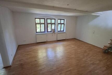 Helle und Schöne 3-Raum-DG-Wohnung mit Galerie in Chemnitz OT Hilbersdorf 3 zimmer