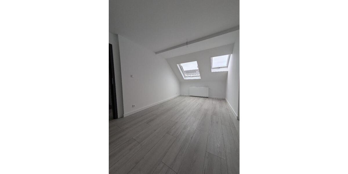 Dachgeschoßwohnung Chemnitz Hilbersdorf - 3 Zimmer, 70 m&sup2;, 530&euro; | Angebot:26089986
