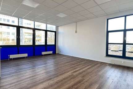 Büro in Chemnitz 55.000 € 67.28 m² zimmer