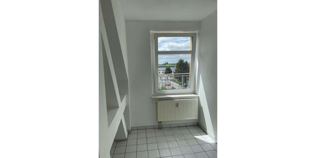 Kleine Wohnung mit großem Balkon zur Selbstnutzung gesucht? Ab sofort frei! 1.5 zimmer