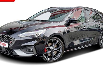 Ford Focus 91.105 km 22.890 € Chemnitz 09113