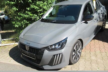 Peugeot 208 10.765 km 15.490 &euro; Chemnitz 09126