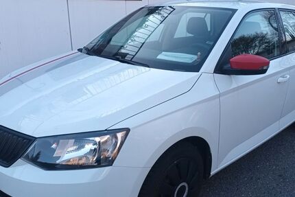 Skoda Fabia 135.400 km 8.250 &euro; Limbach-Oberfrohna 09212