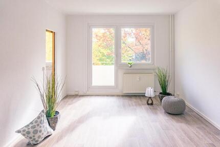 NEU sanierte Erdgeschosswohnung mit Balkon 1 zimmer