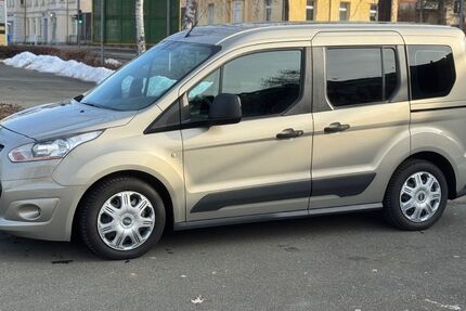 Ford Tourneo Connect 128.000 km 7.499 &euro; Chemnitz 09119