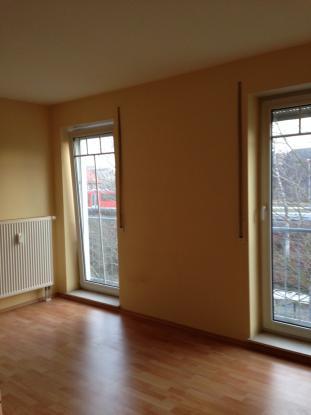 Etagenwohnung Chemnitz Helbersdorf - 1 Zimmer, 27 m&sup2;, 195&euro; | Angebot:26262696