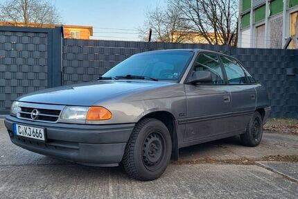Opel Astra 152.000 km 1.499 &euro; Chemnitz 09114