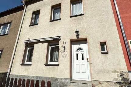 Haus zum Kaufen in Lößnitz 99.000 € 105 m² 11 zimmer