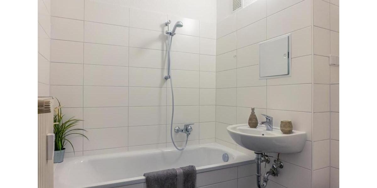 Etagenwohnung Chemnitz Helbersdorf - 1 Zimmer, 28 m&sup2;, 197&euro; | Angebot:26681848