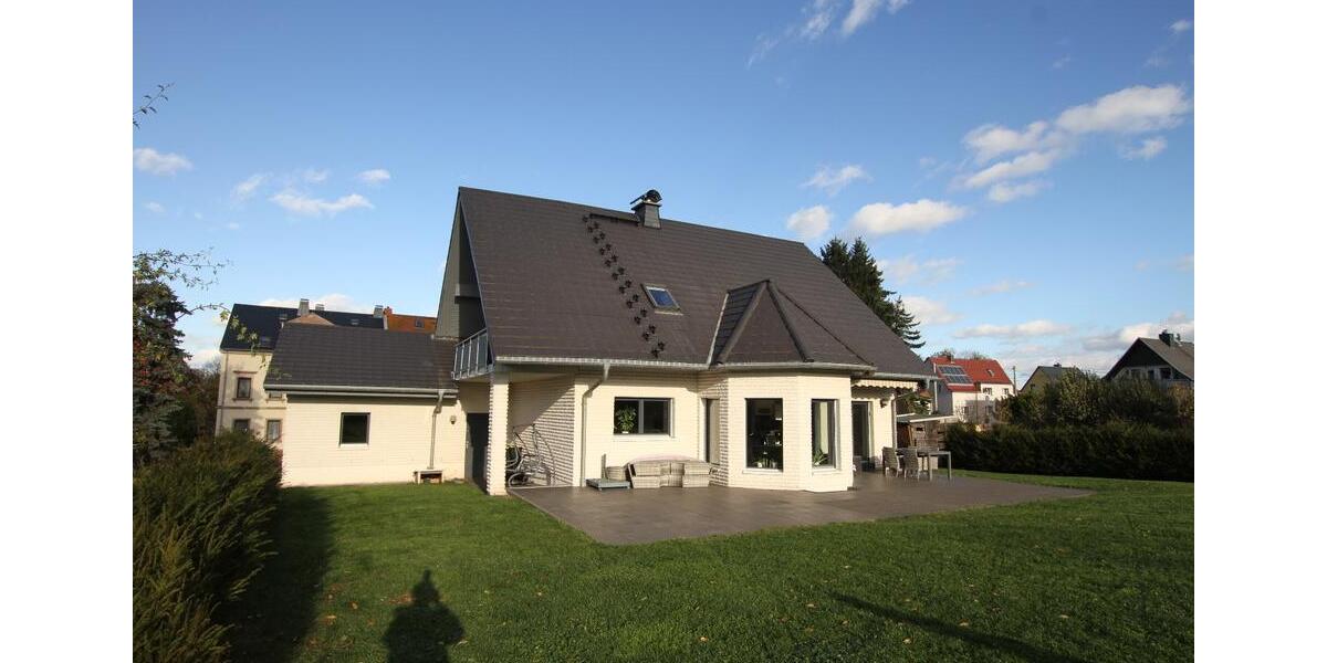 Einfamilienhaus Niederwiesa - 6 Zimmer, 250 m&sup2;, 550.000&euro; | Angebot:26429133