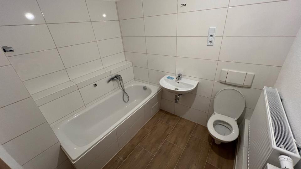 Etagenwohnung Chemnitz Ebersdorf - 2 Zimmer, 52 m&sup2;, 260&euro; | Angebot:26534402