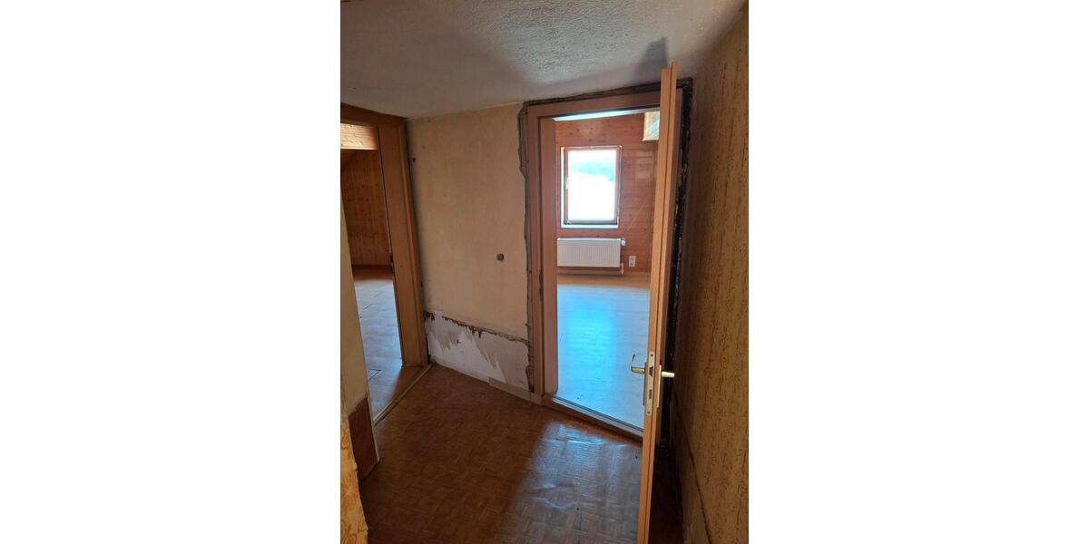 Einfamilienhaus Pockau-Lengefeld Lengefeld - 9 Zimmer, 200 m&sup2;, 85.000&euro; | Angebot:21348662