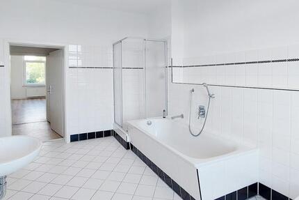 Wohnung Chemnitz Kapellenberg - 2 Zimmer, 75 m&sup2;, 415&euro; | Angebot:26040153