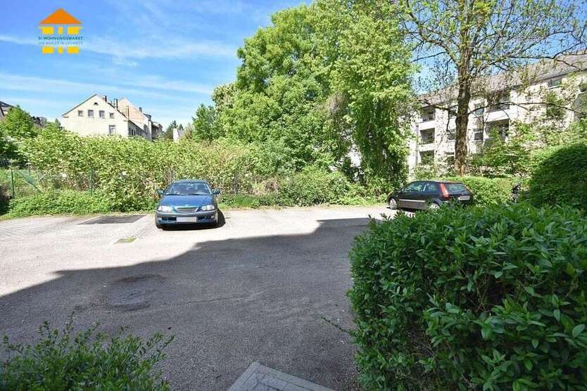 Wohnung zum Mieten in Chemnitz 325 € 58.51 m²
