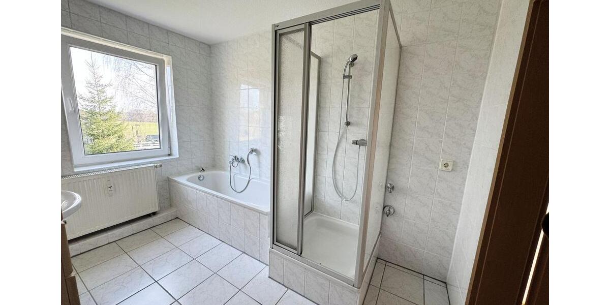 Etagenwohnung Chemnitz Grüna - 2 Zimmer, 59 m&sup2;, 325&euro; | Angebot:25540949