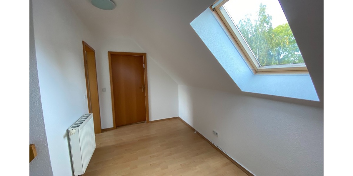 Mehrfamilienhaus mit 3 +1 Wohnungen und großem Grundstück - Mehrfamilienhaus, Wohnhaus Frankenberg | Angebot:26287479