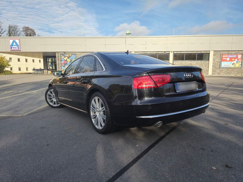 Audi A8 250.000 km 19.000 € Stollberg 09366