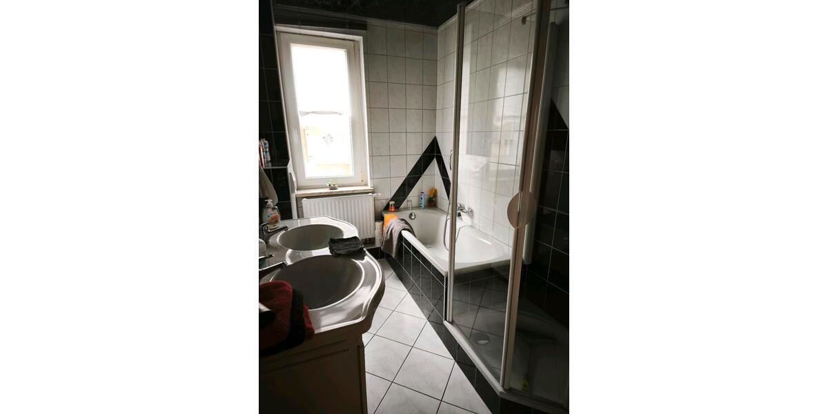 Doppelhaushälfte Thalheim/Erzgebirge Erzgebirge - 6 Zimmer, 125 m&sup2;, 244.000&euro; | Angebot:26954847