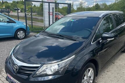 Toyota Avensis 258.000 km 4.990 &euro; Röhrsdorf Chemnitz 09247