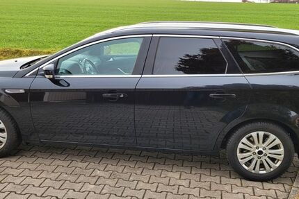 Ford Mondeo 233.200 km 4.900 € Glauchau 08371